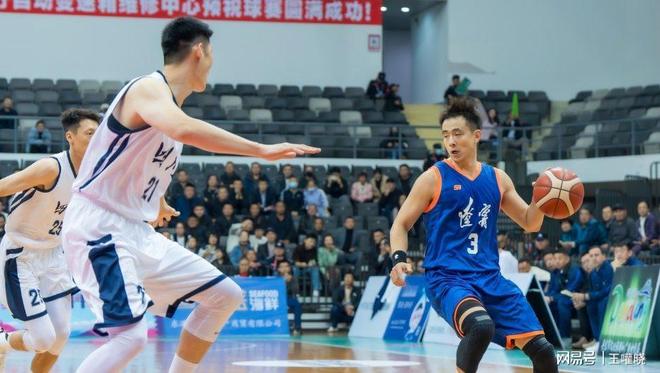 爱游戏娱乐-辽宁队力克凯尔特人，高诗岩统治全场
